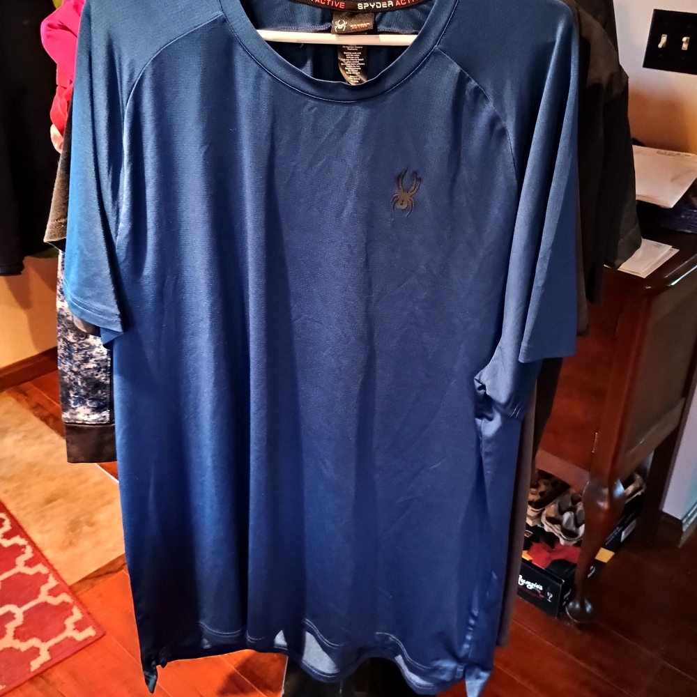 Spyder Men's Blue Active Shirt Bin 18